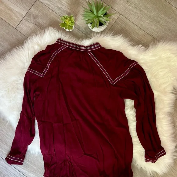 SUZANNE BETRO weekend | NWOT Maroon Embroidered Peasant Blouse (L) - Picture 9 of 10